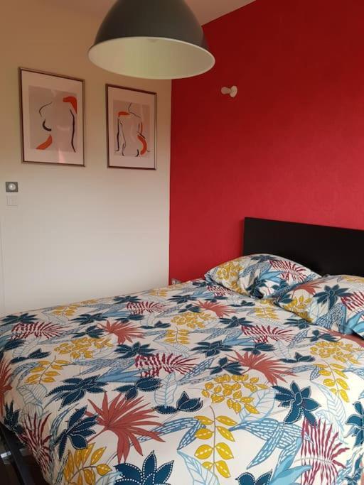 9 Pers 160 M² +jardin- 10mn Nantes -30mn *